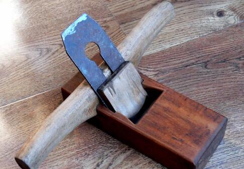 重慶木材加工：中西木工工具的區別